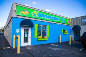 Copy-of-IMG_2392 Hounds Town USA Franchise Gallery - 7