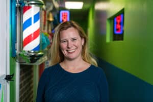 H-TownHR-3927-1 Hounds Town USA Franchise Gallery - 15