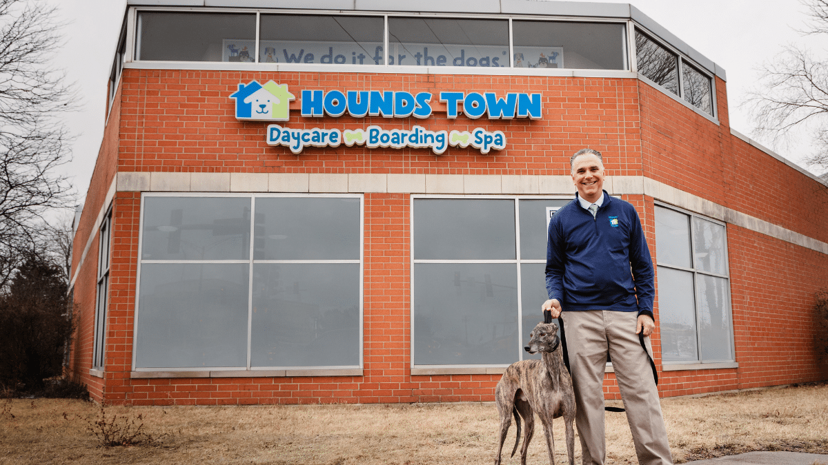 Own A Hounds Town Doggy Daycare Franchise - 2